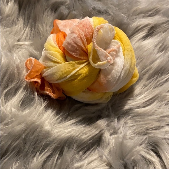 Scarf - Picture 3 of 3